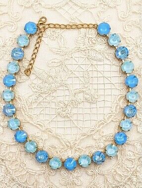 Spring Blue Wave Glow Premium Crystals in Classic 18K Gold Plated Necklace